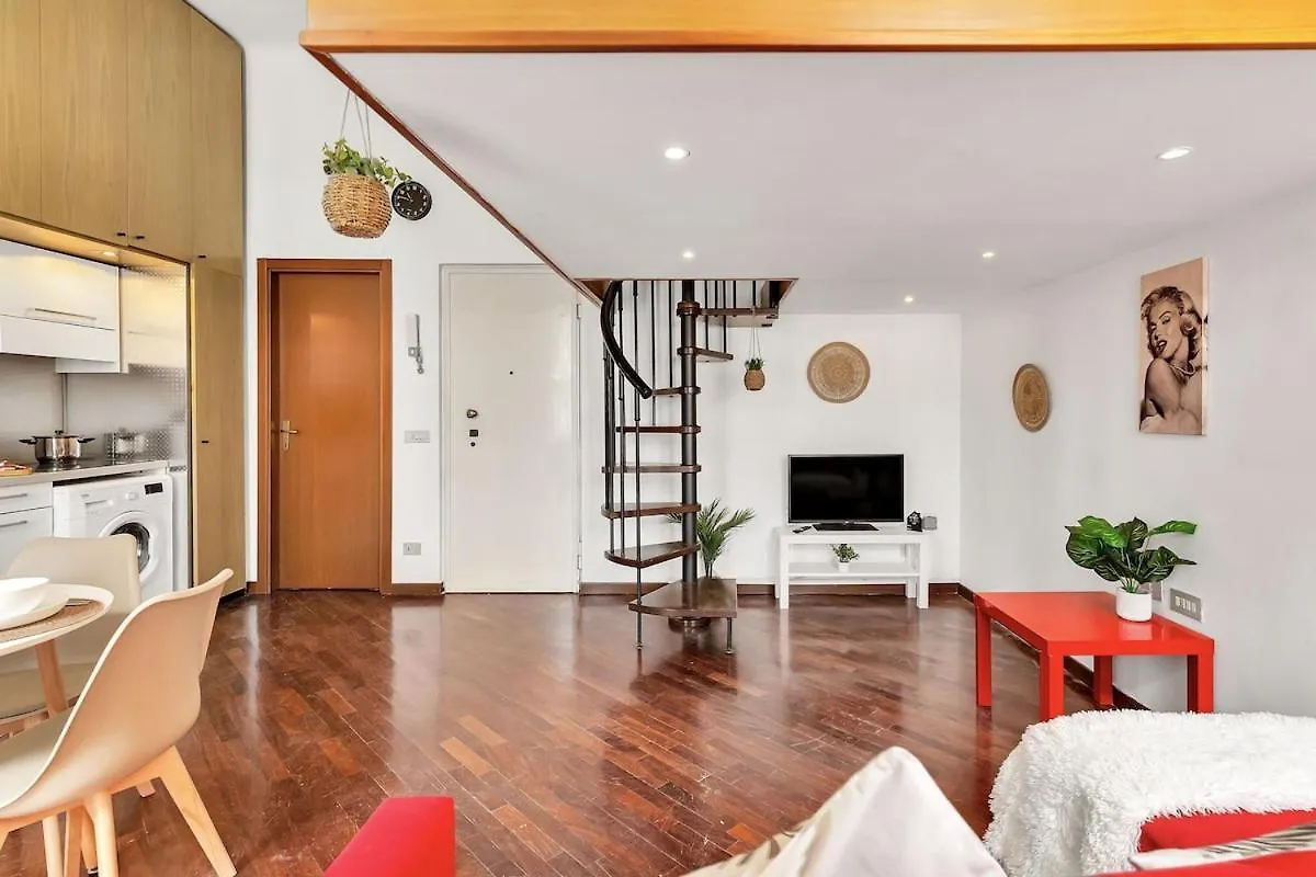 15Min From The Duomo-500 M From The Metro Apartment Milan
